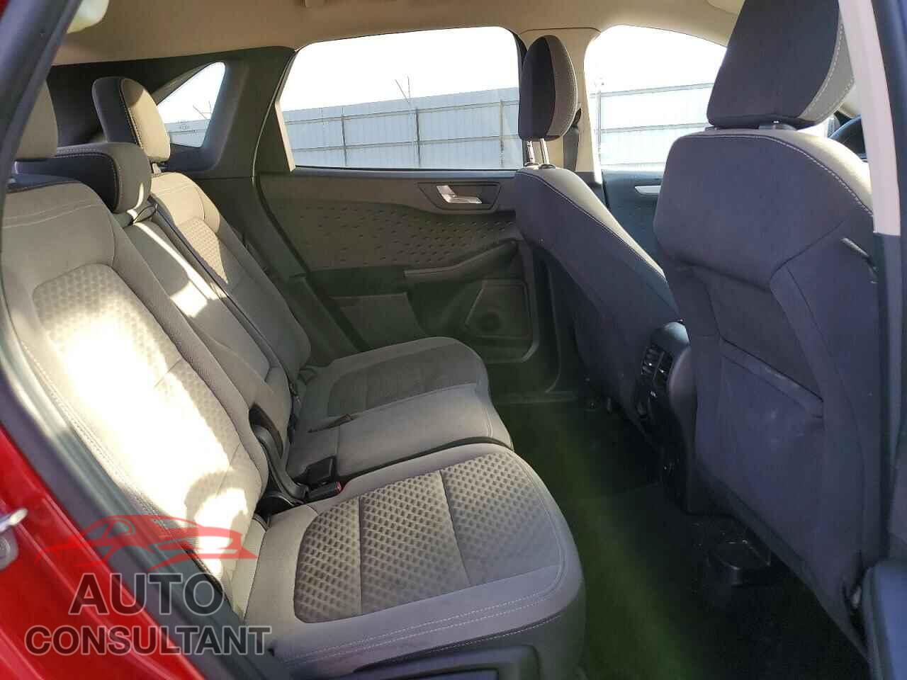 FORD ESCAPE 2020 - 1FMCU0G62LUA35580