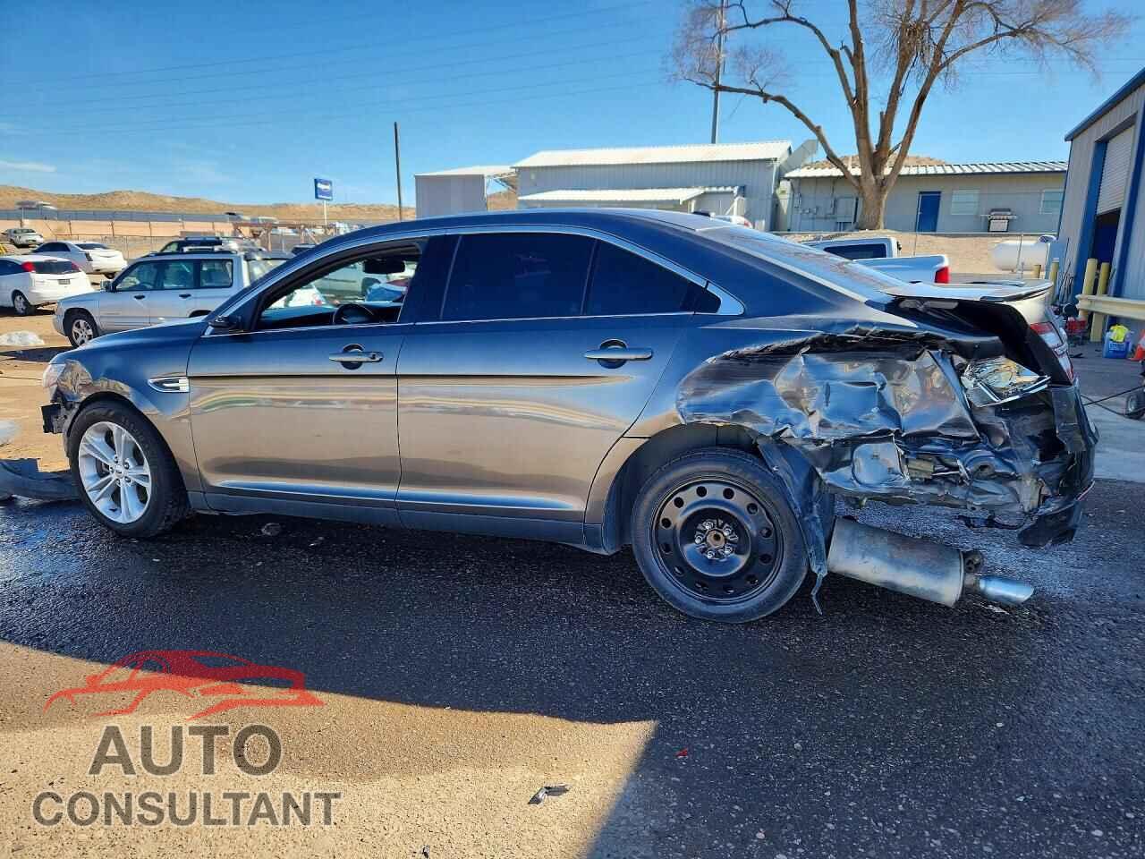 FORD TAURUS 2015 - 1FAHP2E86FG100618
