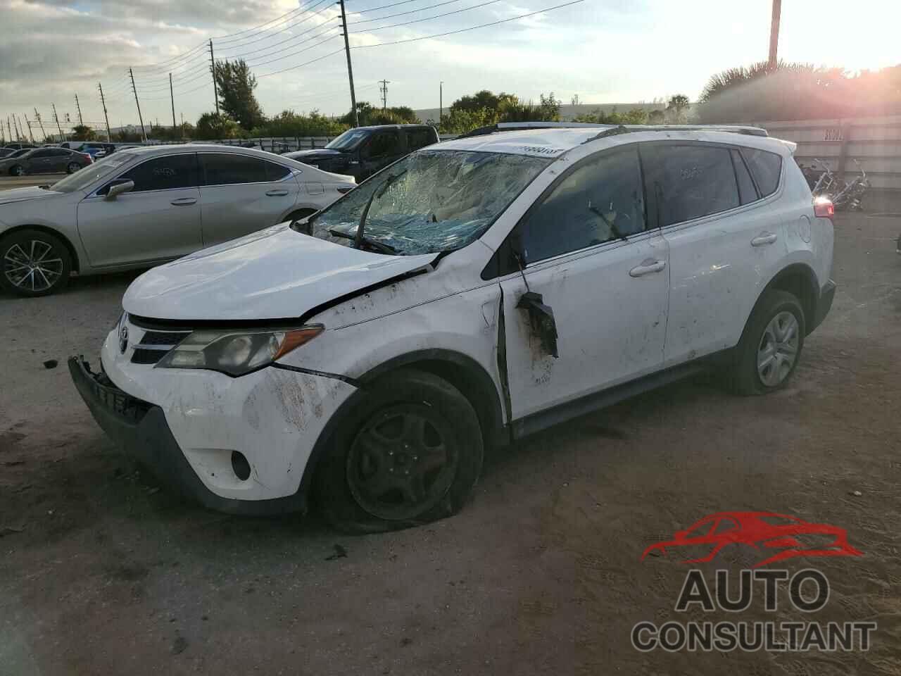 TOYOTA RAV4 2015 - JTMZFREV9FD056583