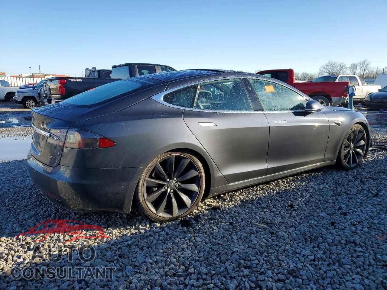 TESLA MODEL S 2016 - 5YJSA1E29GF170326