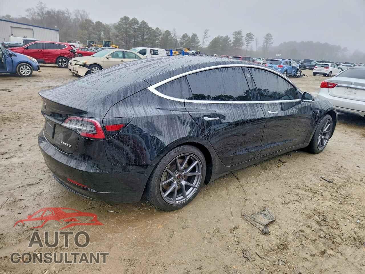 TESLA MODEL 3 2019 - 5YJ3E1EB5KF385557
