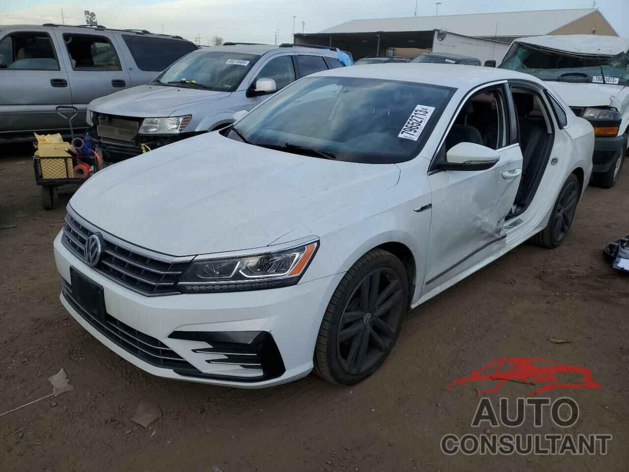 VOLKSWAGEN PASSAT 2017 - 1VWDT7A38HC002435