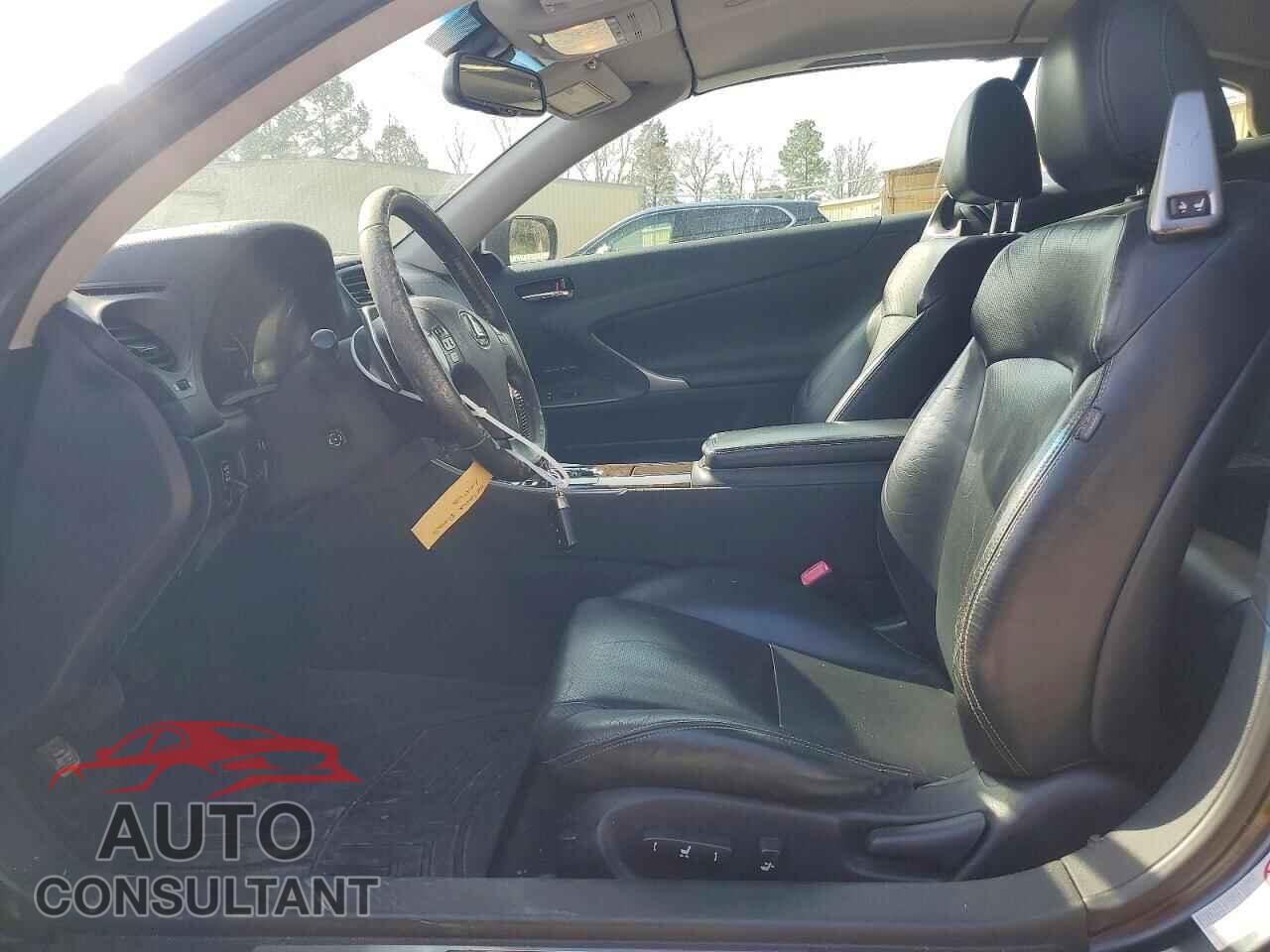 LEXUS IS 2010 - JTHFF2C28A2504592