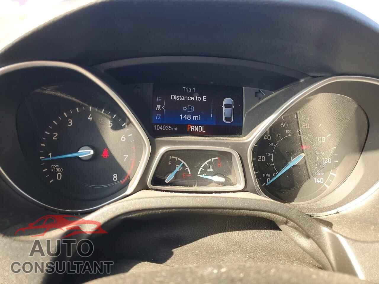 FORD FOCUS 2015 - 1FADP3E2XFL256345