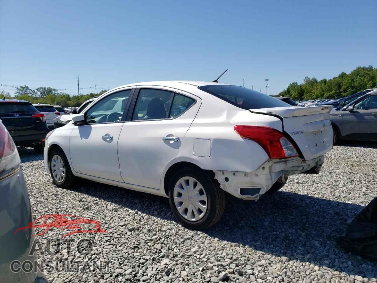 NISSAN VERSA 2017 - 3N1CN7AP2HL860194