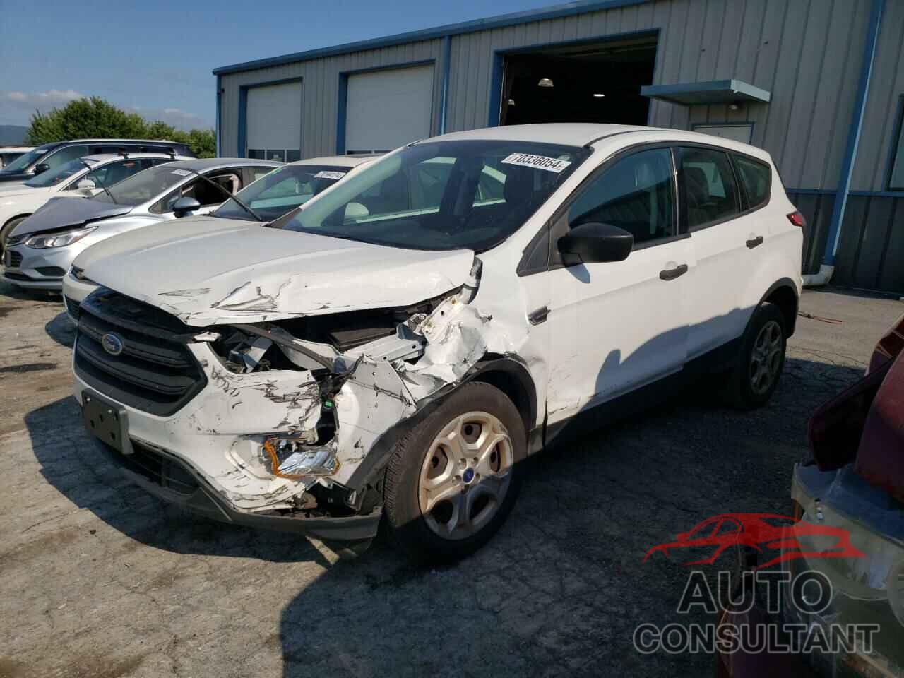 FORD ESCAPE 2018 - 1FMCU0F73JUC28098
