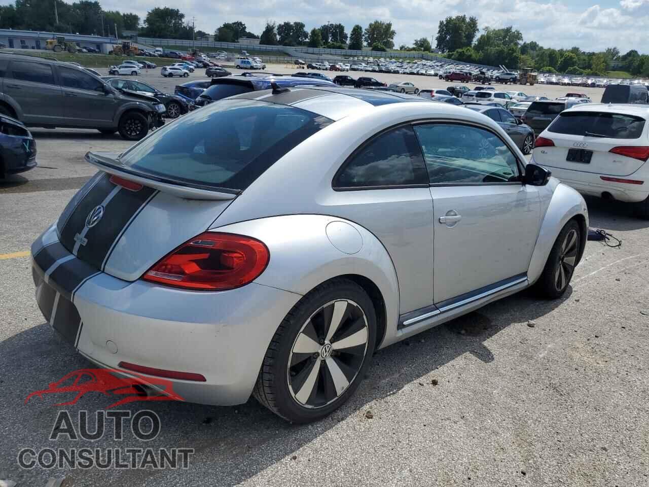 VOLKSWAGEN BEETLE 2012 - 3VWVA7AT9CM628237
