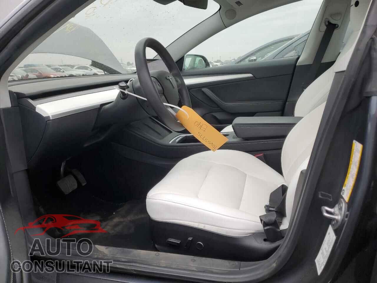 TESLA MODEL 3 2021 - 5YJ3E1EB0MF037975