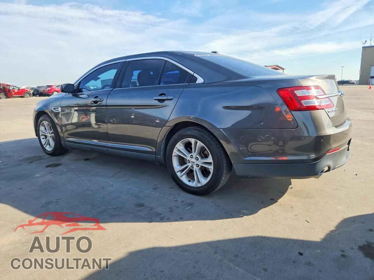 FORD TAURUS 2017 - 1FAHP2E81HG143038