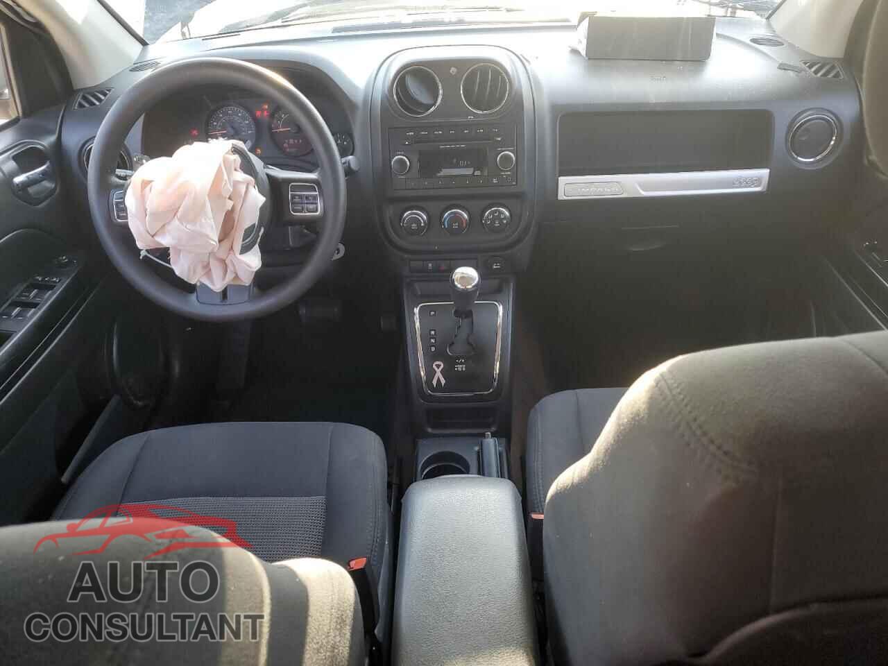 JEEP COMPASS 2014 - 1C4NJCBA9ED731603