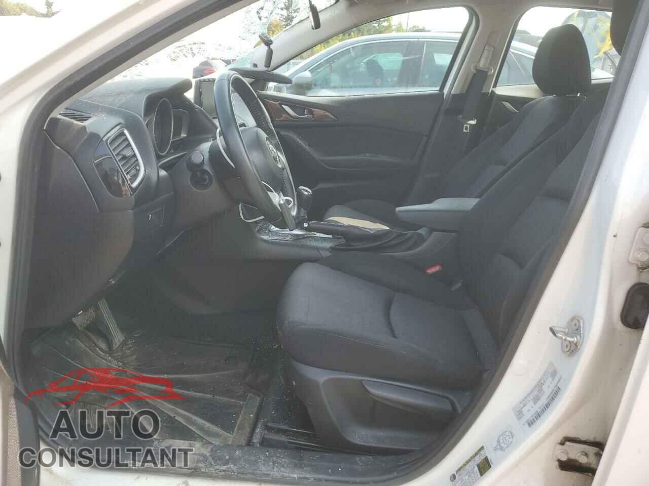MAZDA 3 2015 - 3MZBM1V77FM148268