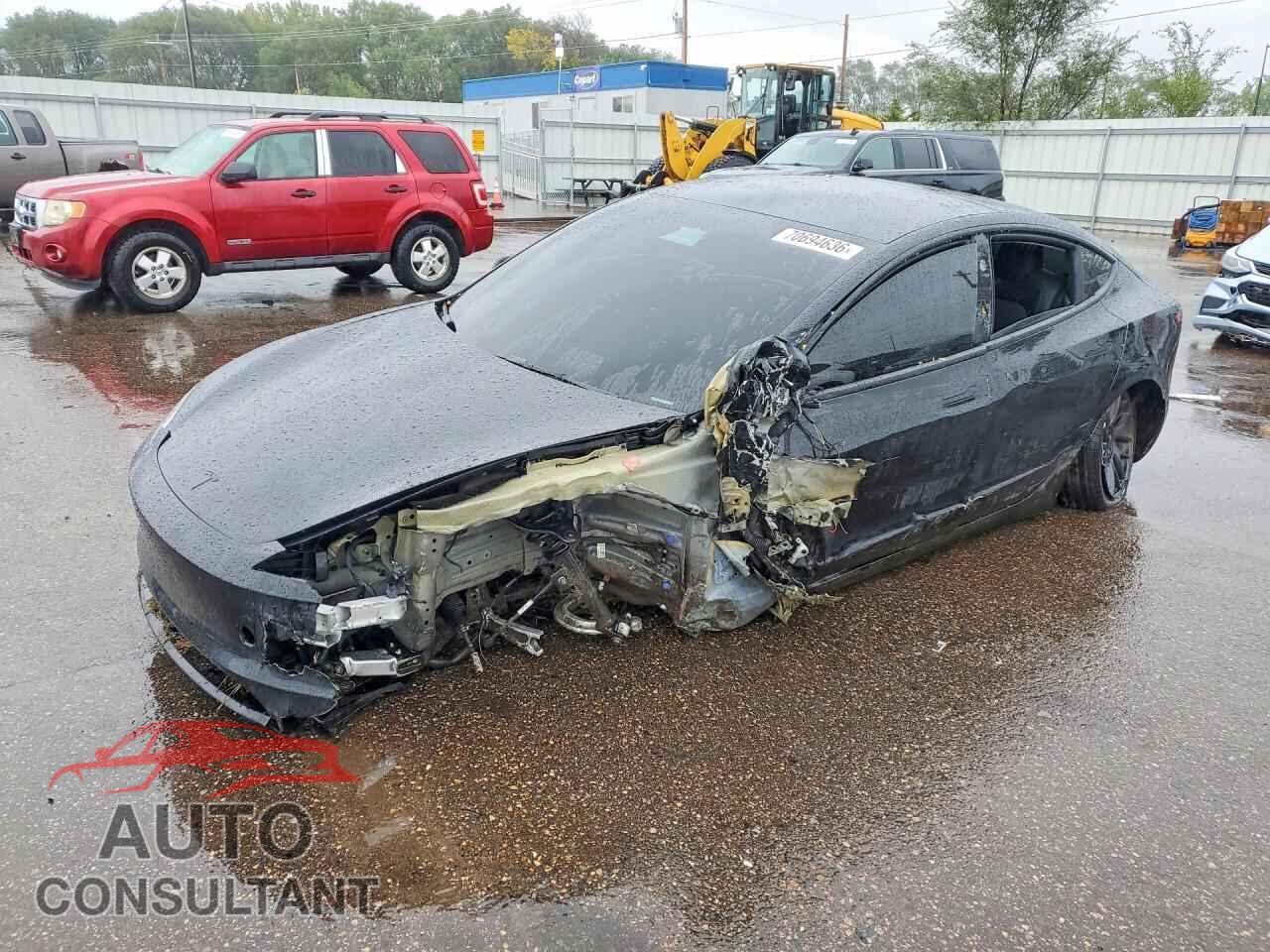 TESLA MODEL 3 2026 - 5YJ3E1EA3TF197838