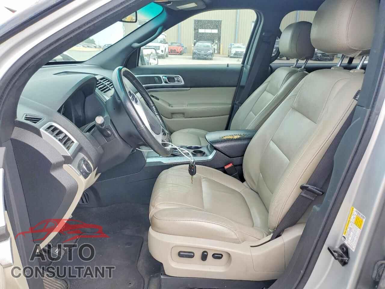 FORD EXPLORER 2011 - 1FMHK7D87BGA19088