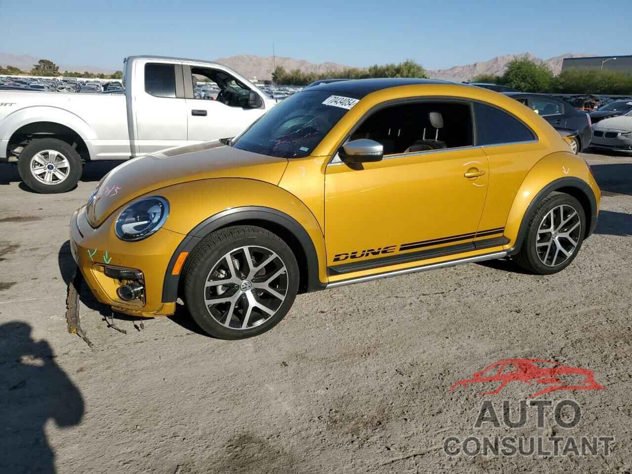 VOLKSWAGEN BEETLE 2018 - 3VWSD7AT6JM703211