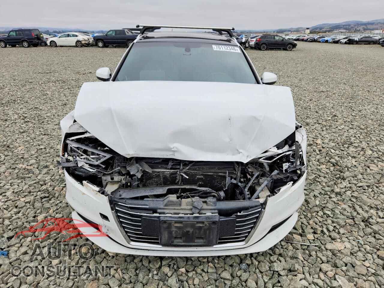 AUDI A3 2018 - WAUTPBFF2JA068020
