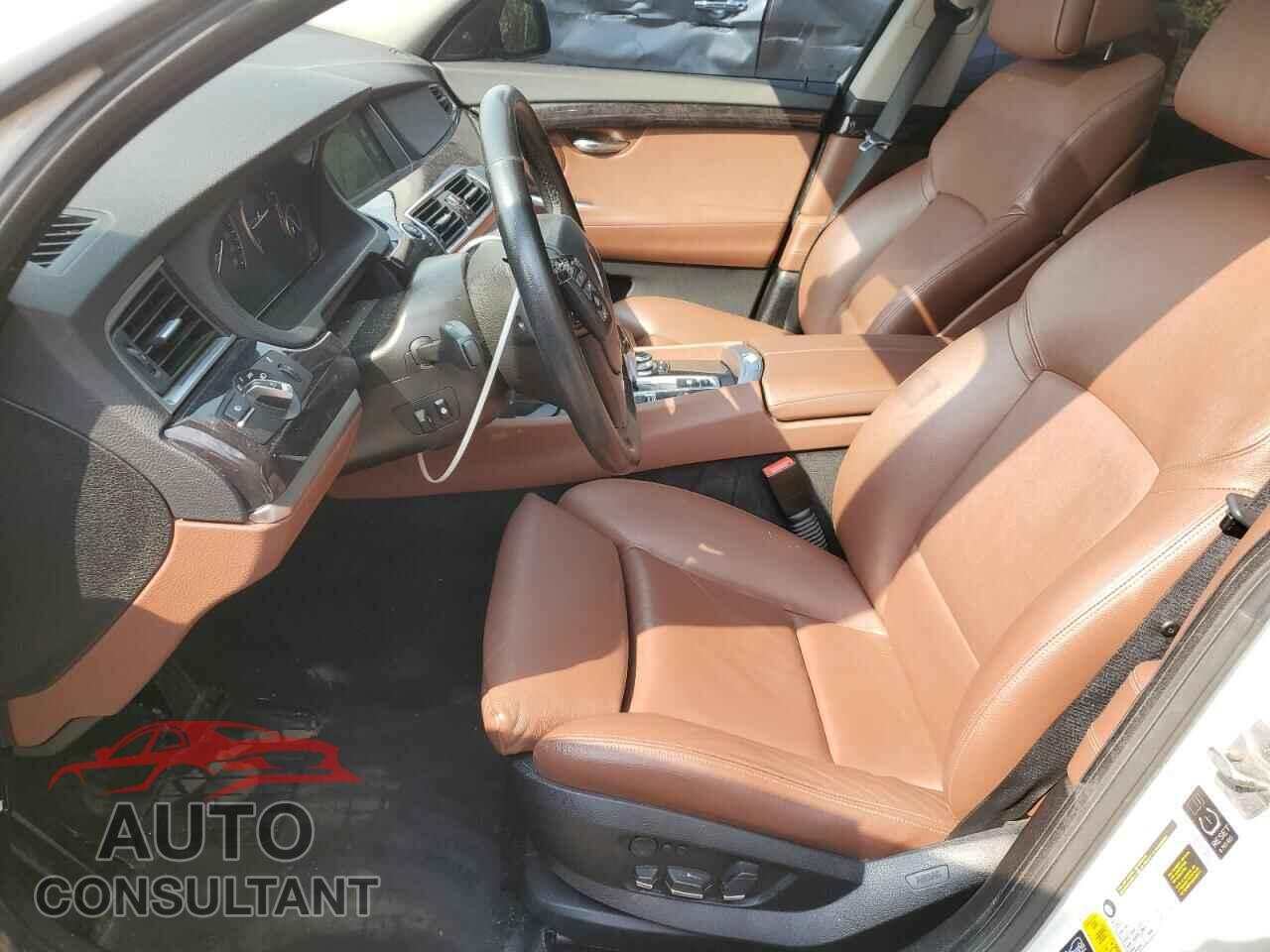 BMW 5 SERIES 2013 - WBASP2C57DC339394