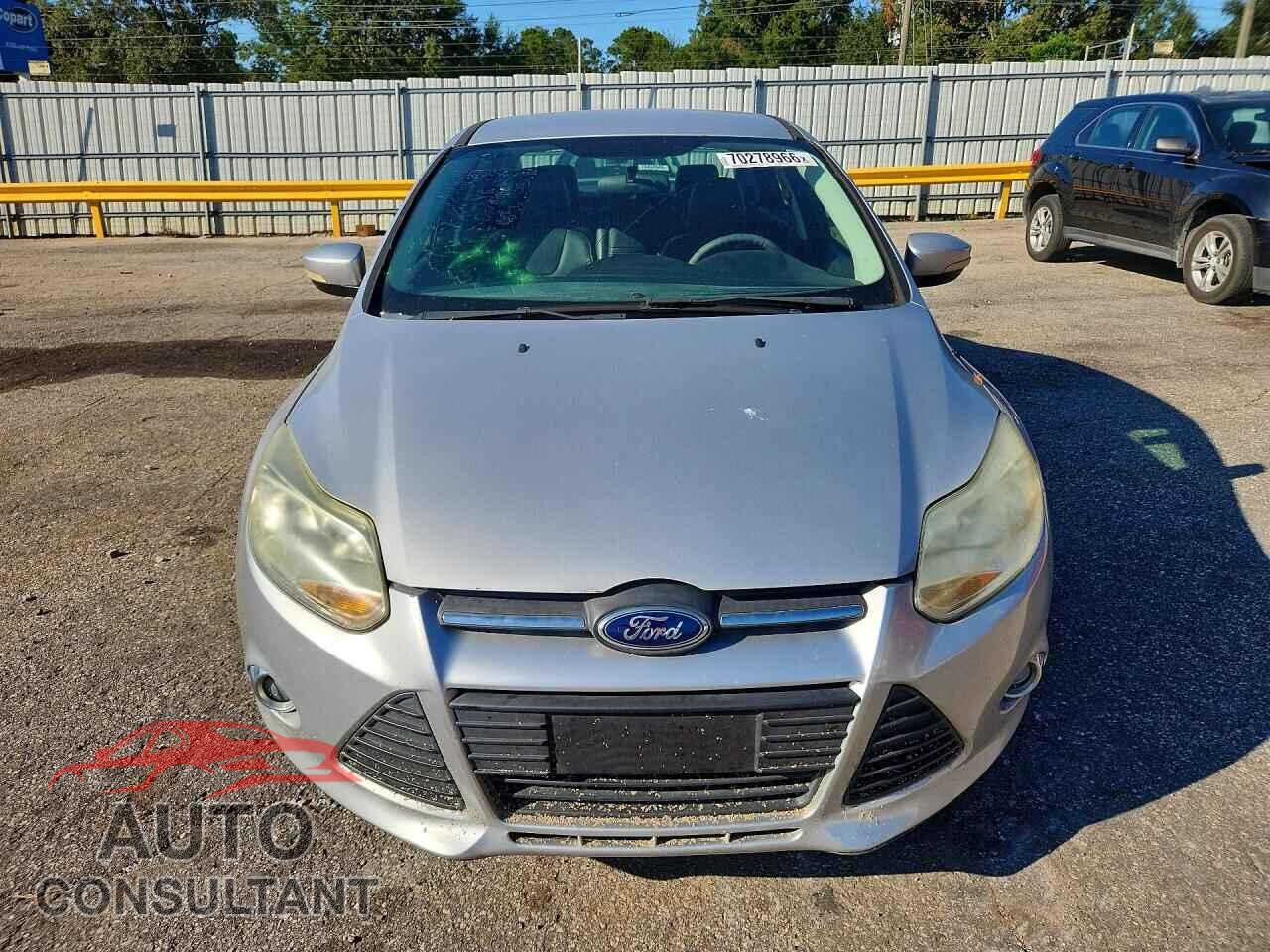 FORD FOCUS 2013 - 1FADP3F22DL320311