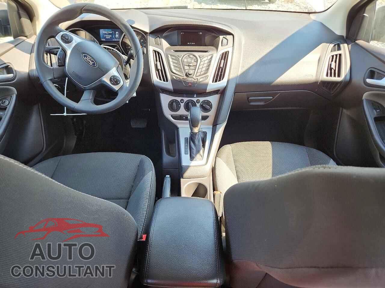 FORD FOCUS 2014 - 1FADP3F2XEL268377