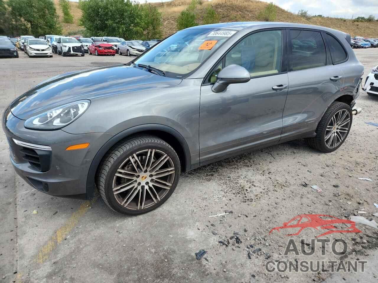 PORSCHE CAYENNE 2017 - WP1AB2A27HLA50512