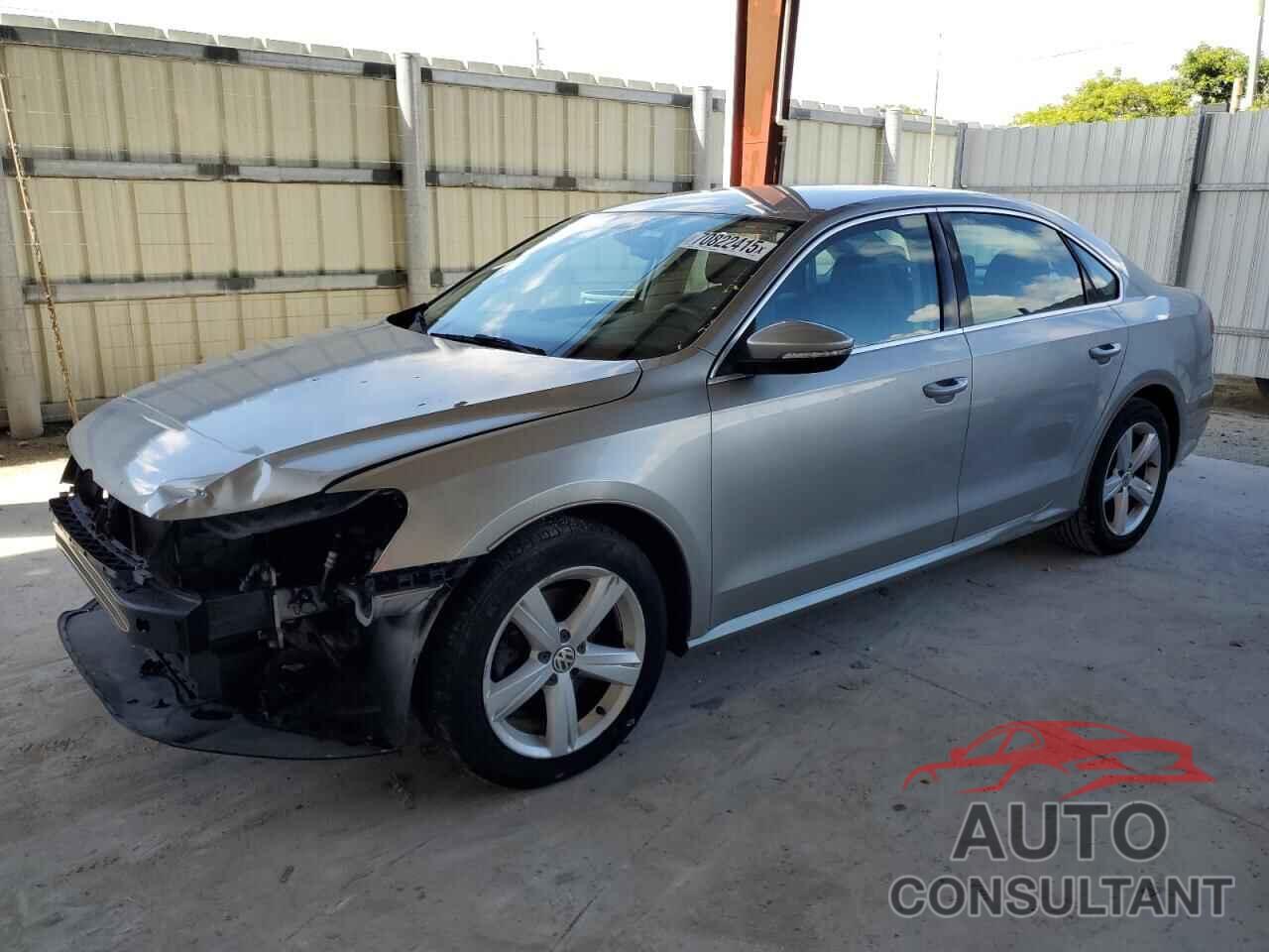 VOLKSWAGEN PASSAT 2012 - 1VWBP7A33CC089875