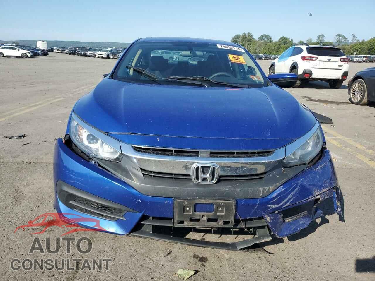 HONDA CIVIC 2017 - 2HGFC2F71HH575511