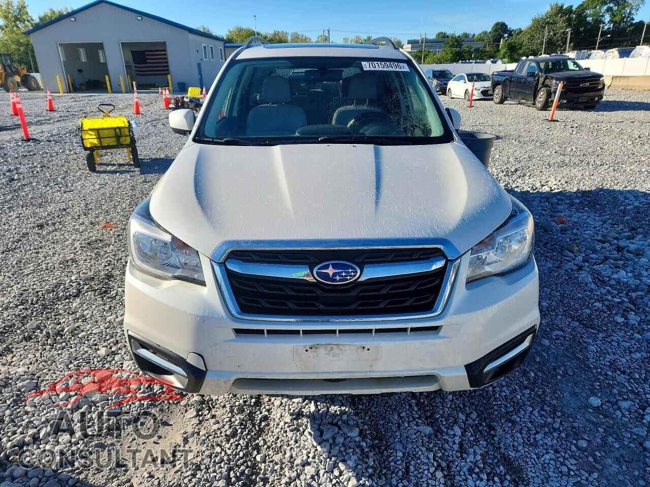 SUBARU FORESTER 2017 - JF2SJAEC8HH552391