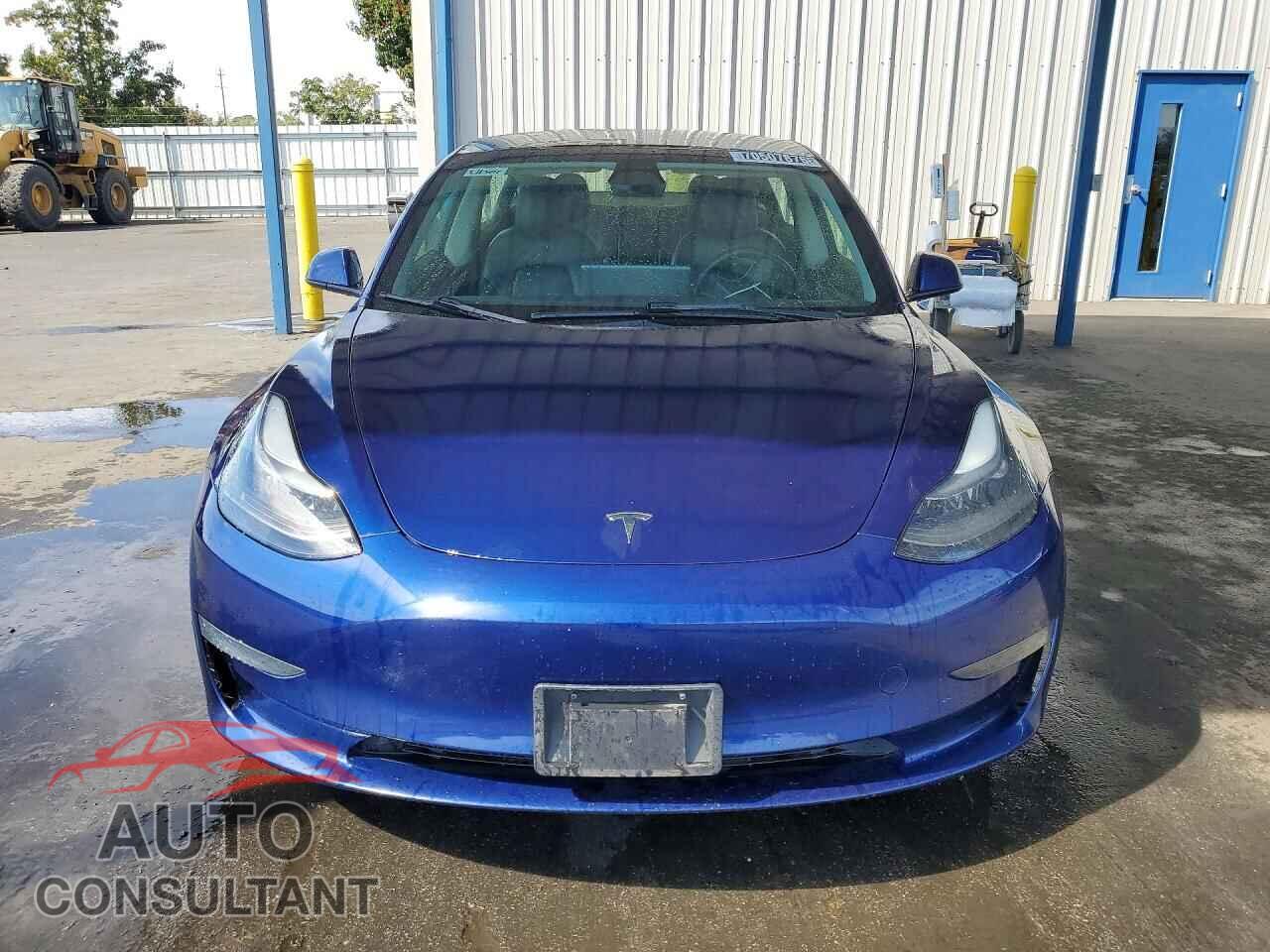 TESLA MODEL 3 2023 - 5YJ3E1EA1PF447129