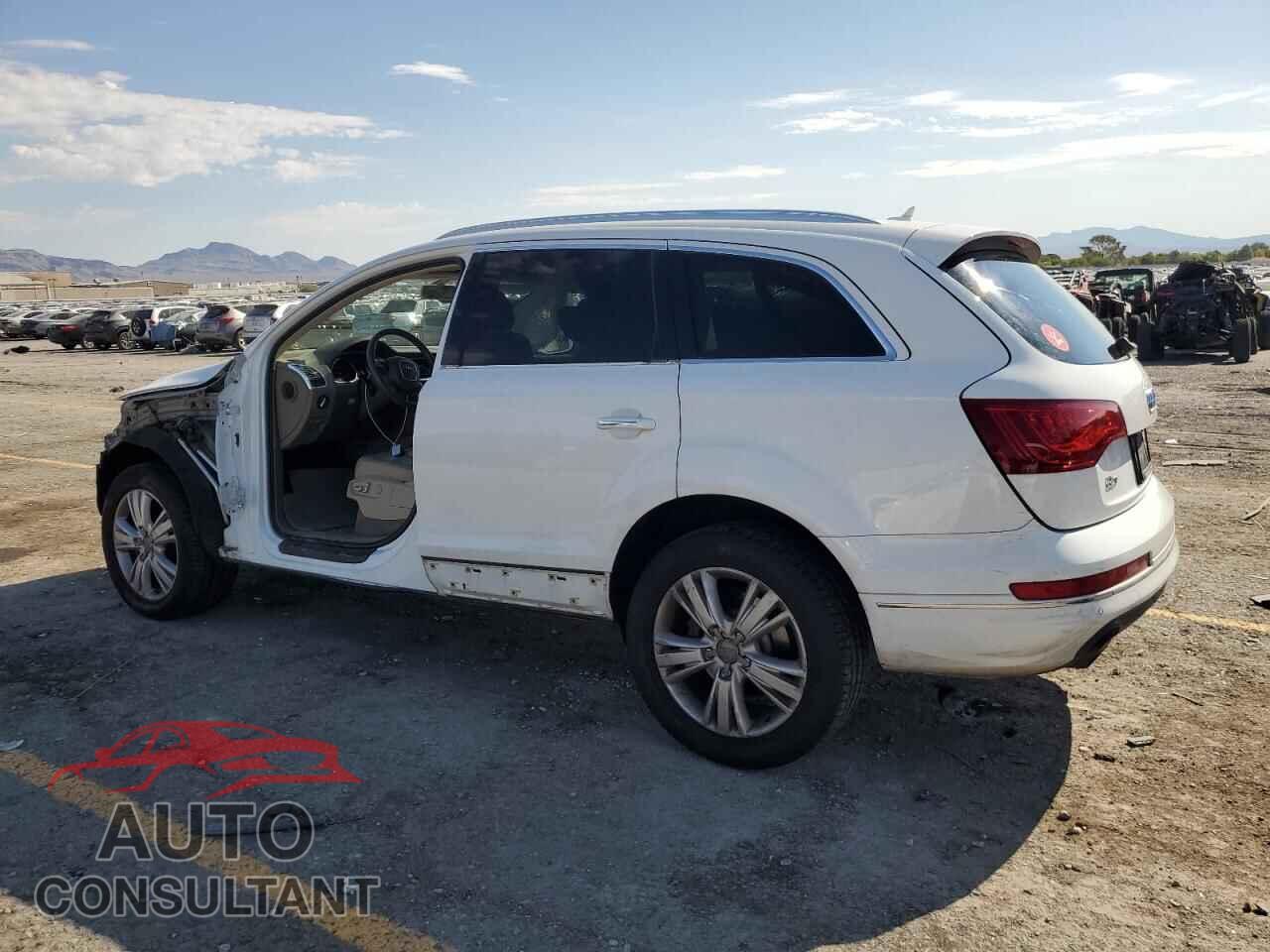 AUDI Q7 2011 - WA1LMAFE2BD007774