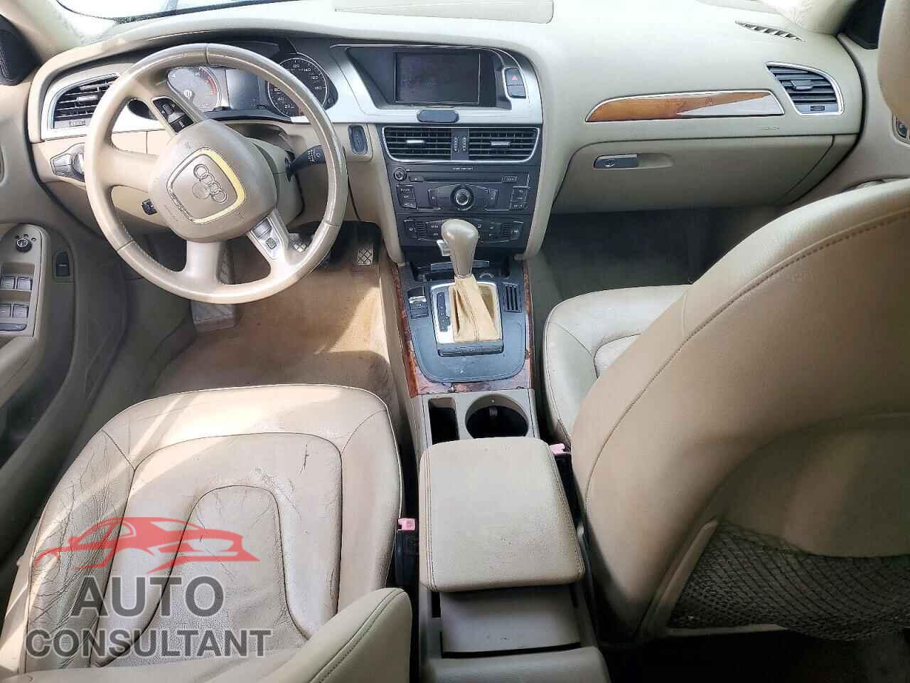 AUDI A4 2012 - WAUAFAFL8CA103818