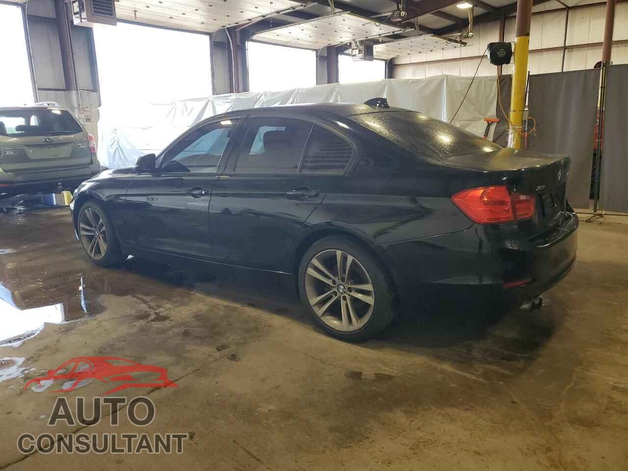BMW 3 SERIES 2013 - WBA3B3G54DNR81336
