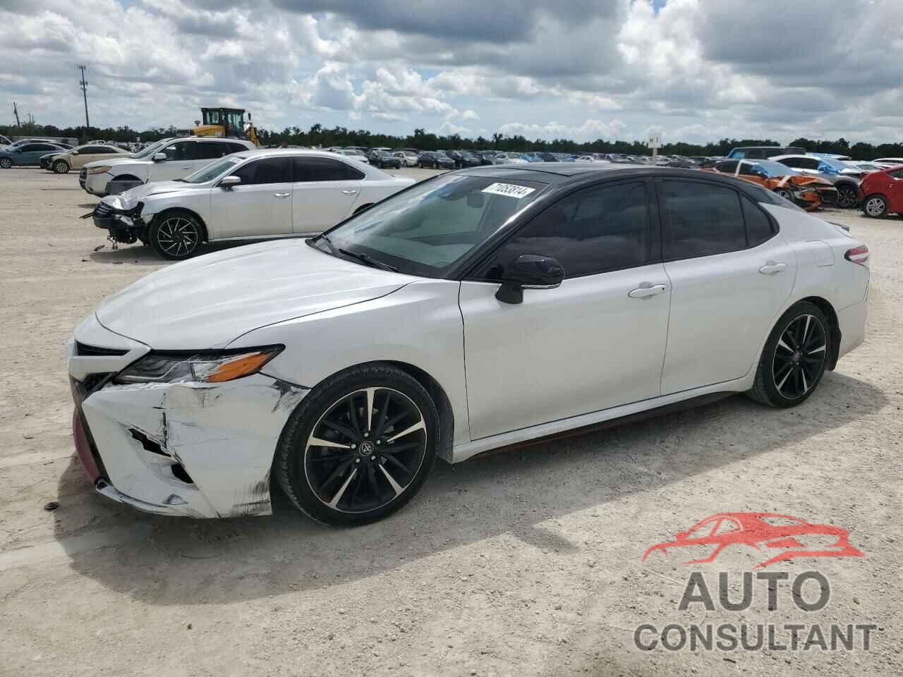 TOYOTA CAMRY 2020 - 4T1K61AK2LU944971