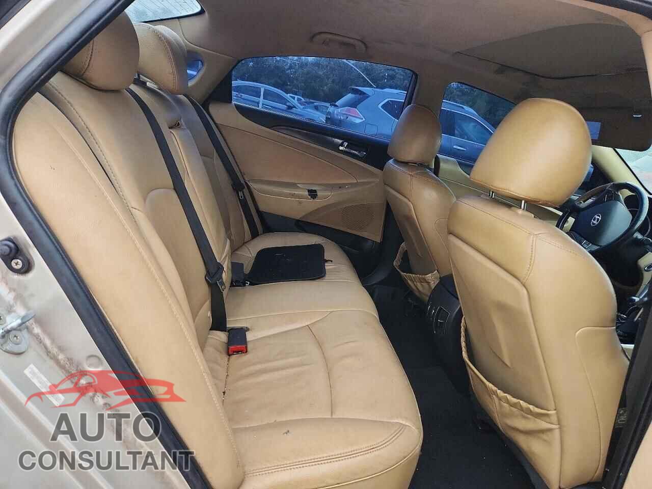 HYUNDAI SONATA 2011 - 5NPEC4AC0BH048066