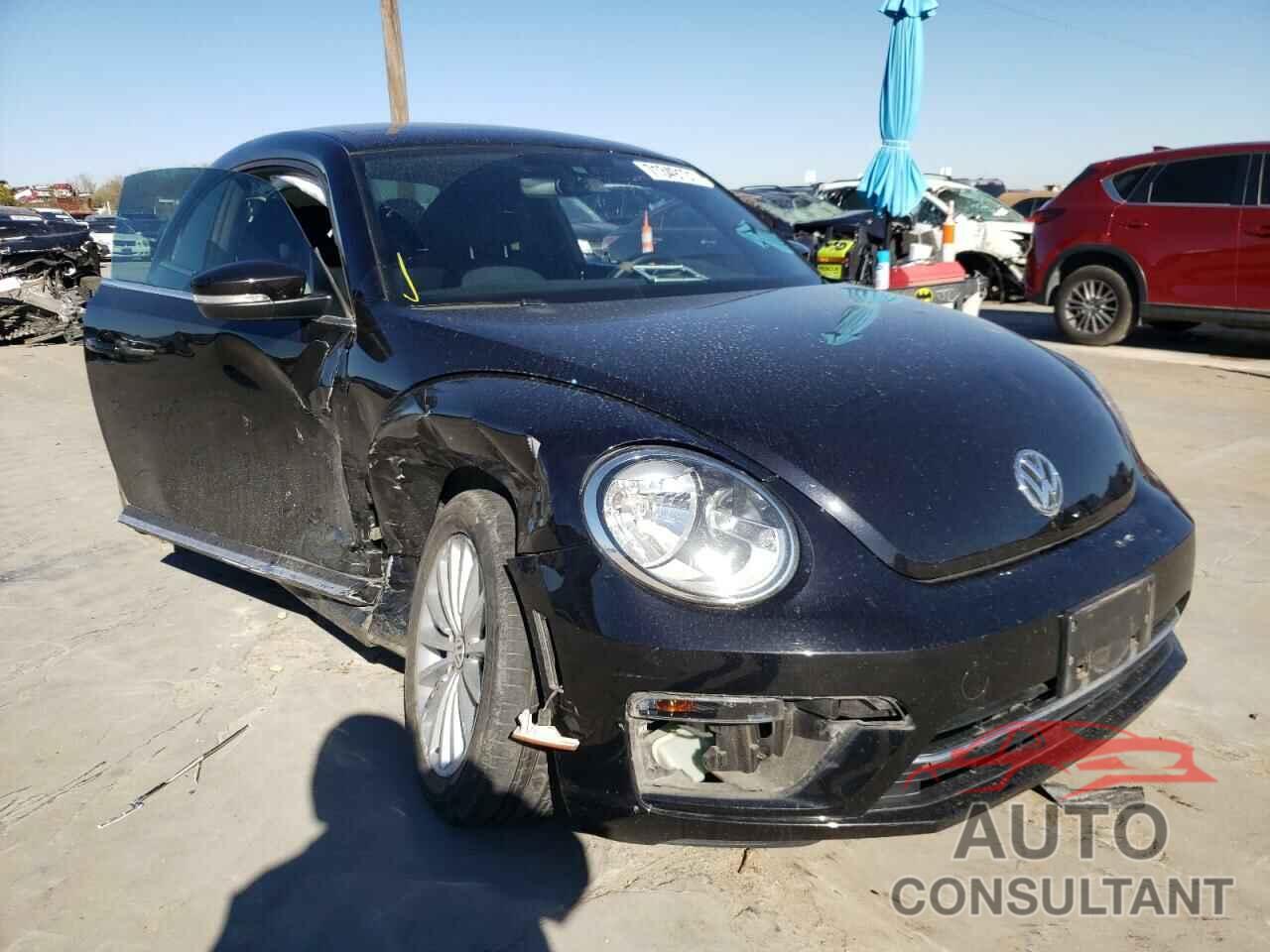 VOLKSWAGEN BEETLE 2019 - 3VWFD7AT3KM700317