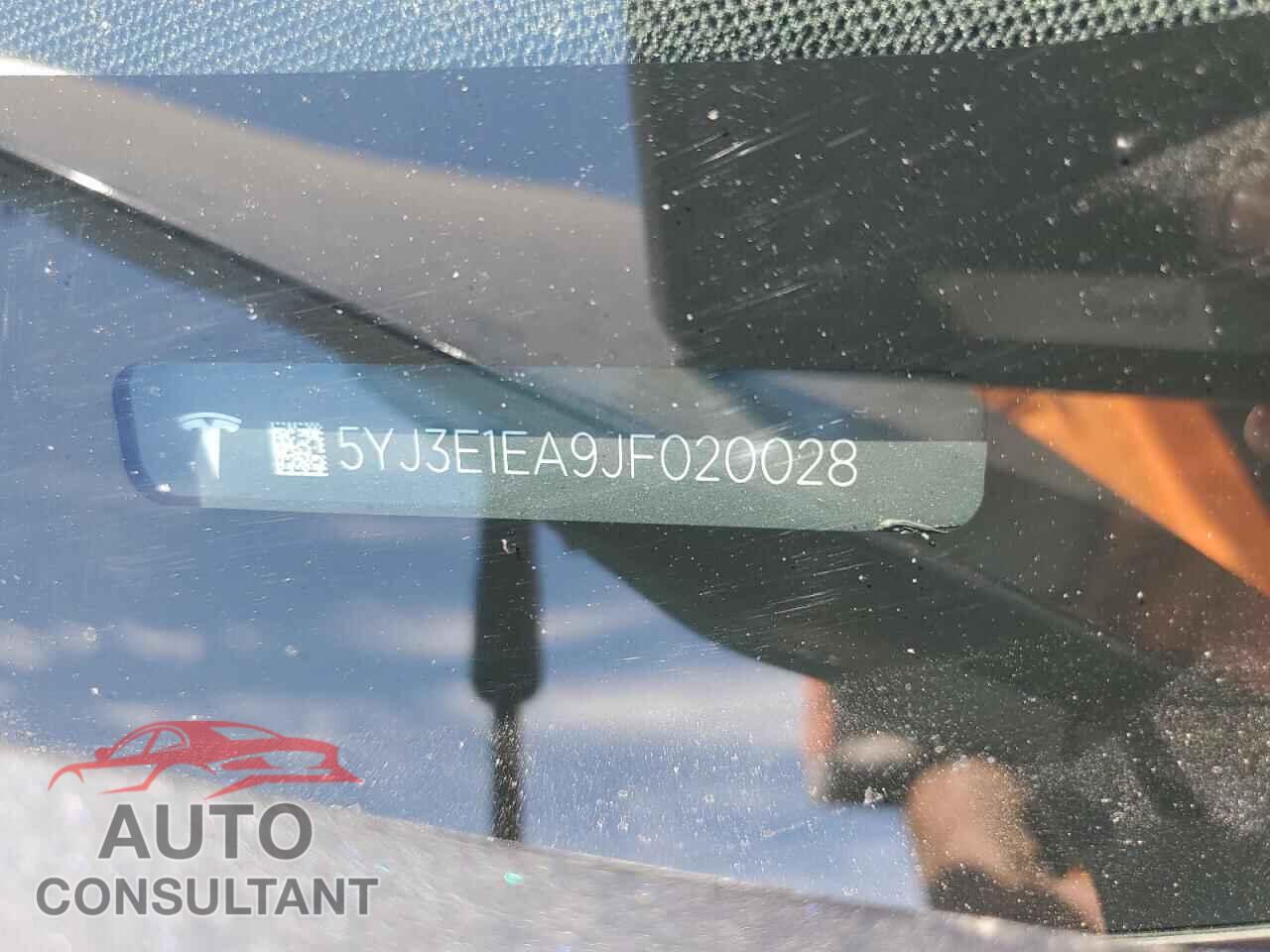 TESLA MODEL 3 2018 - 5YJ3E1EA9JF020028