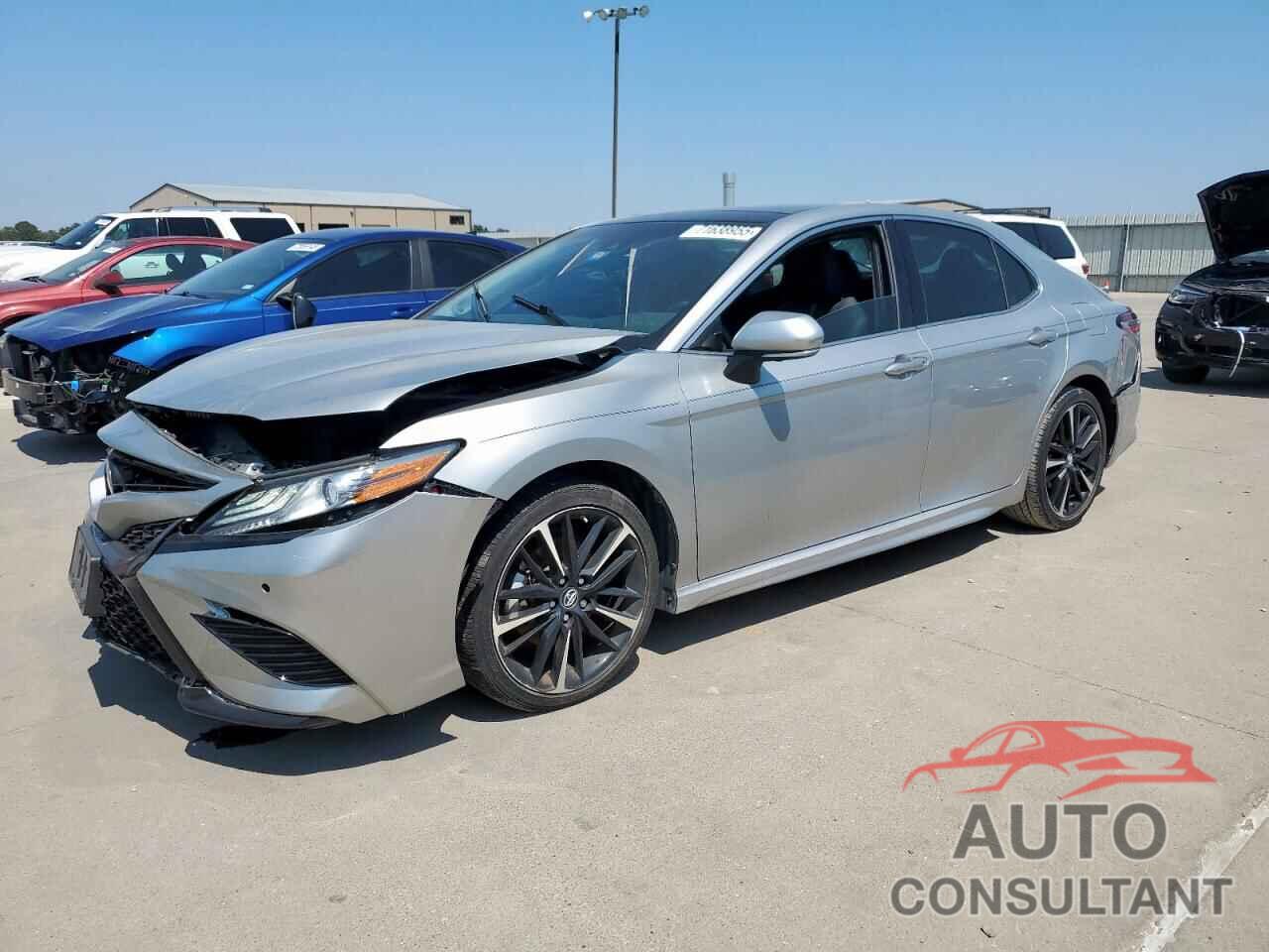 TOYOTA CAMRY 2018 - 4T1B61HKXJU114998