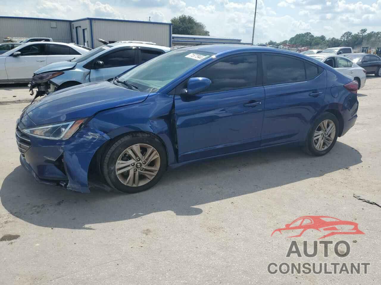 HYUNDAI ELANTRA 2019 - 5NPD84LF9KH431007