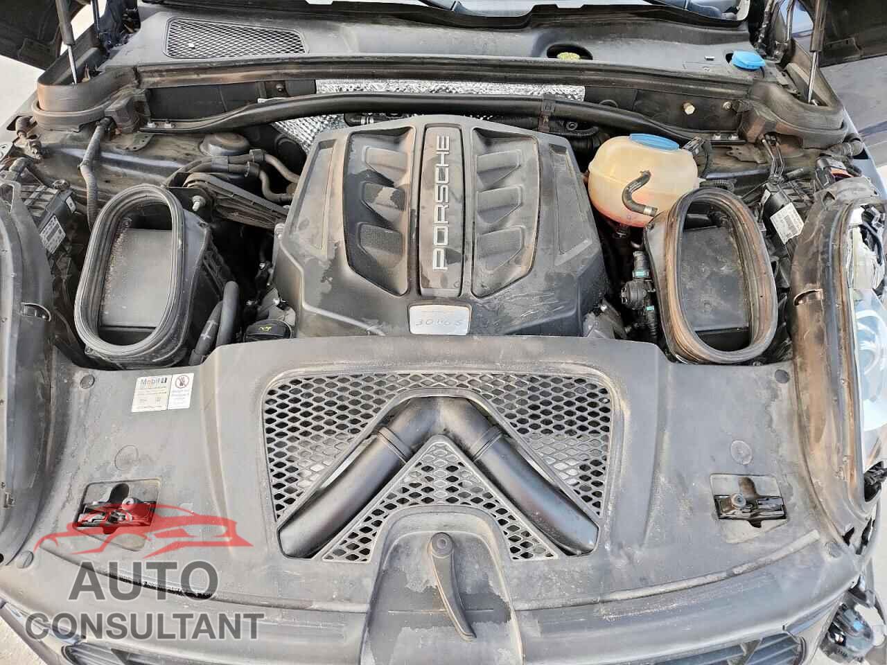 PORSCHE MACAN 2018 - WP1AB2A55JLB37583