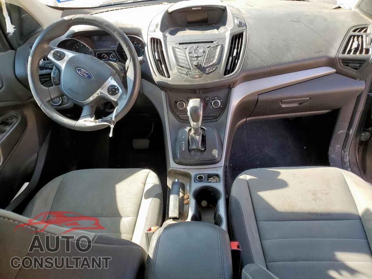 FORD ESCAPE 2015 - 1FMCU0G92FUB64742