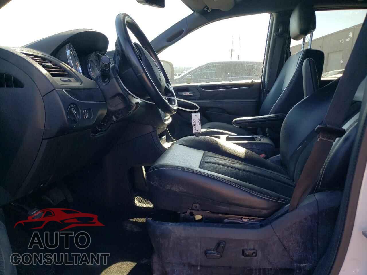 DODGE CARAVAN 2015 - 2C4RDGCG3FR750732