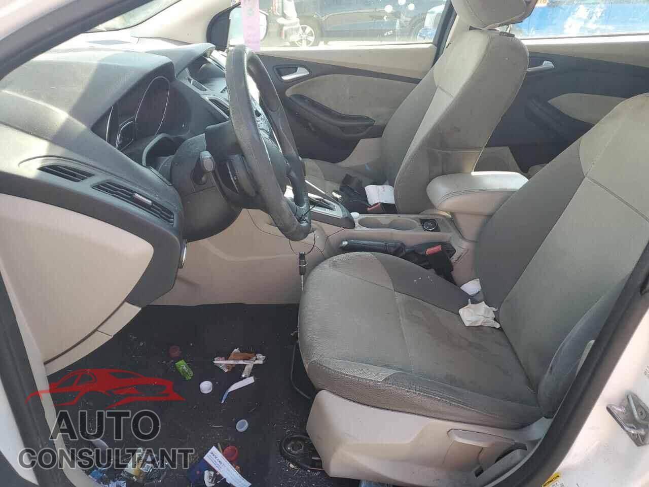 FORD FOCUS 2014 - 1FADP3K25EL425741