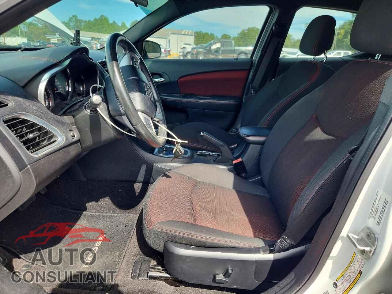 DODGE AVENGER 2011 - 1B3BD1FG8BN551954