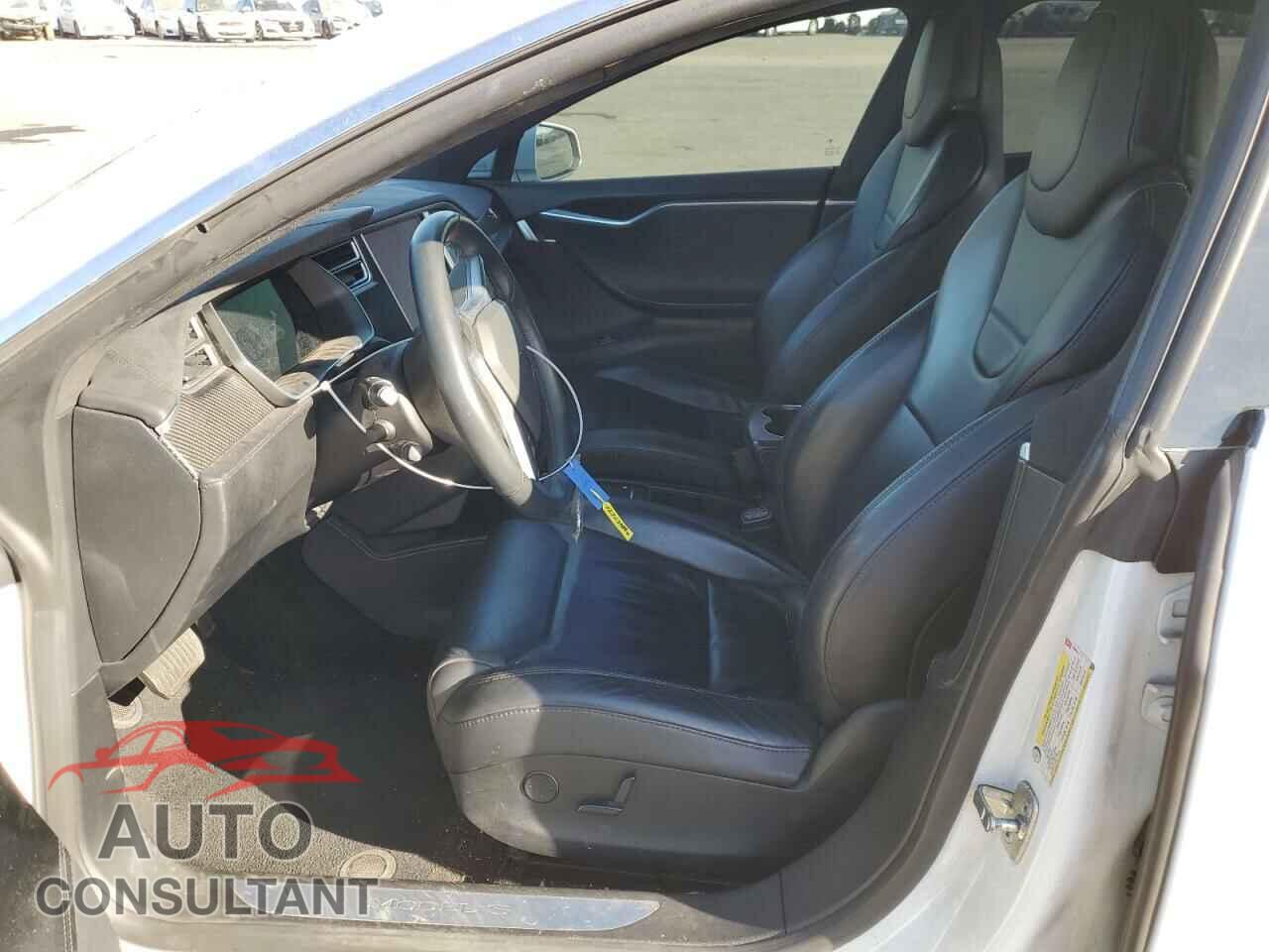 TESLA MODEL S 2017 - 5YJSA1E2XHF193518