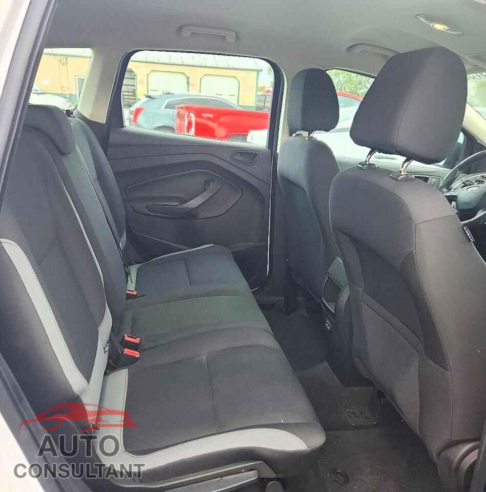FORD ESCAPE 2013 - 1FMCU0F71DUC84366