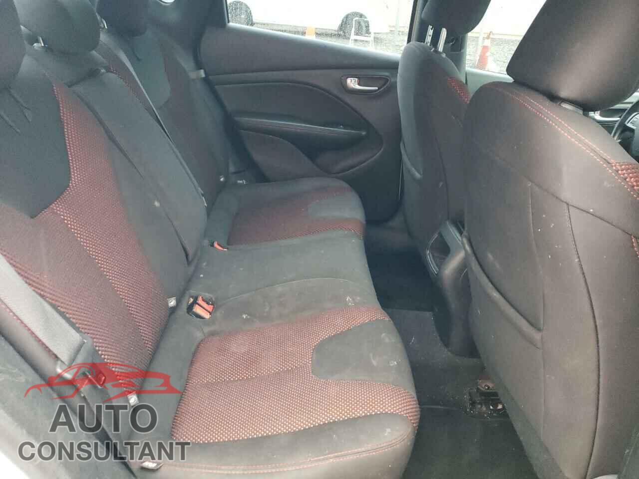 DODGE DART 2015 - 1C3CDFBB2FD331171