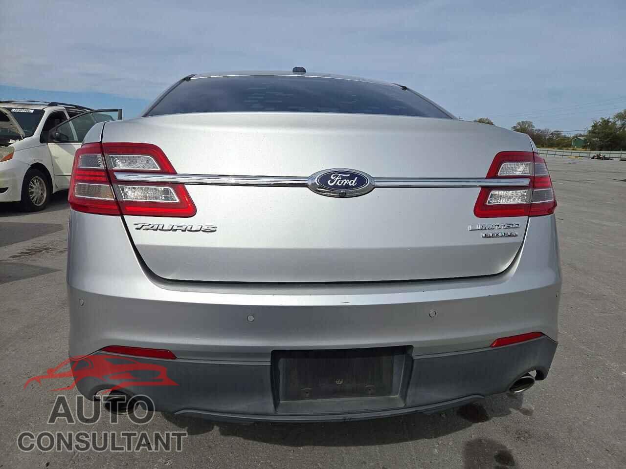 FORD TAURUS 2015 - 1FAHP2F84FG195825