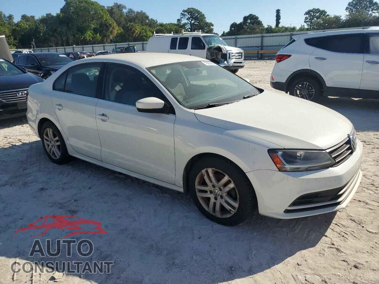 VOLKSWAGEN JETTA 2017 - 3VW167AJ3HM210360
