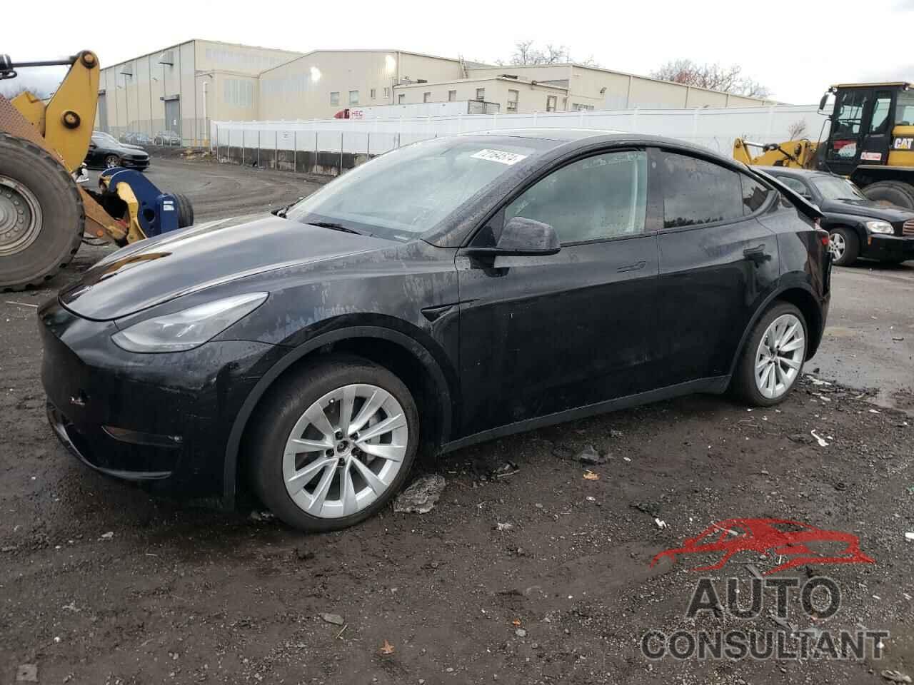 TESLA MODEL Y 2023 - 7SAYGAEE4PF693484