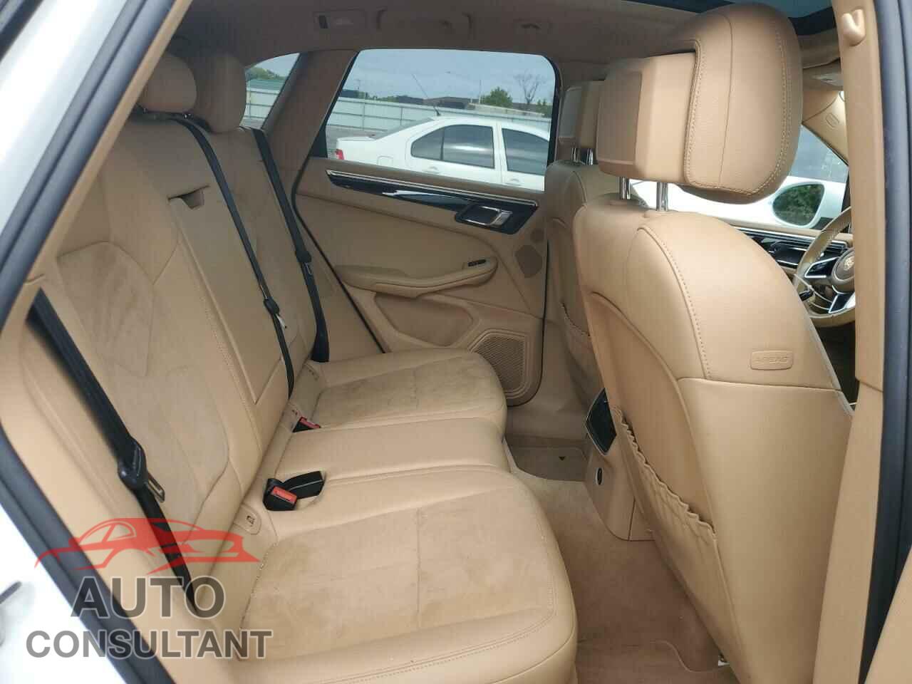 PORSCHE MACAN 2017 - WP1AA2A52HLB03372