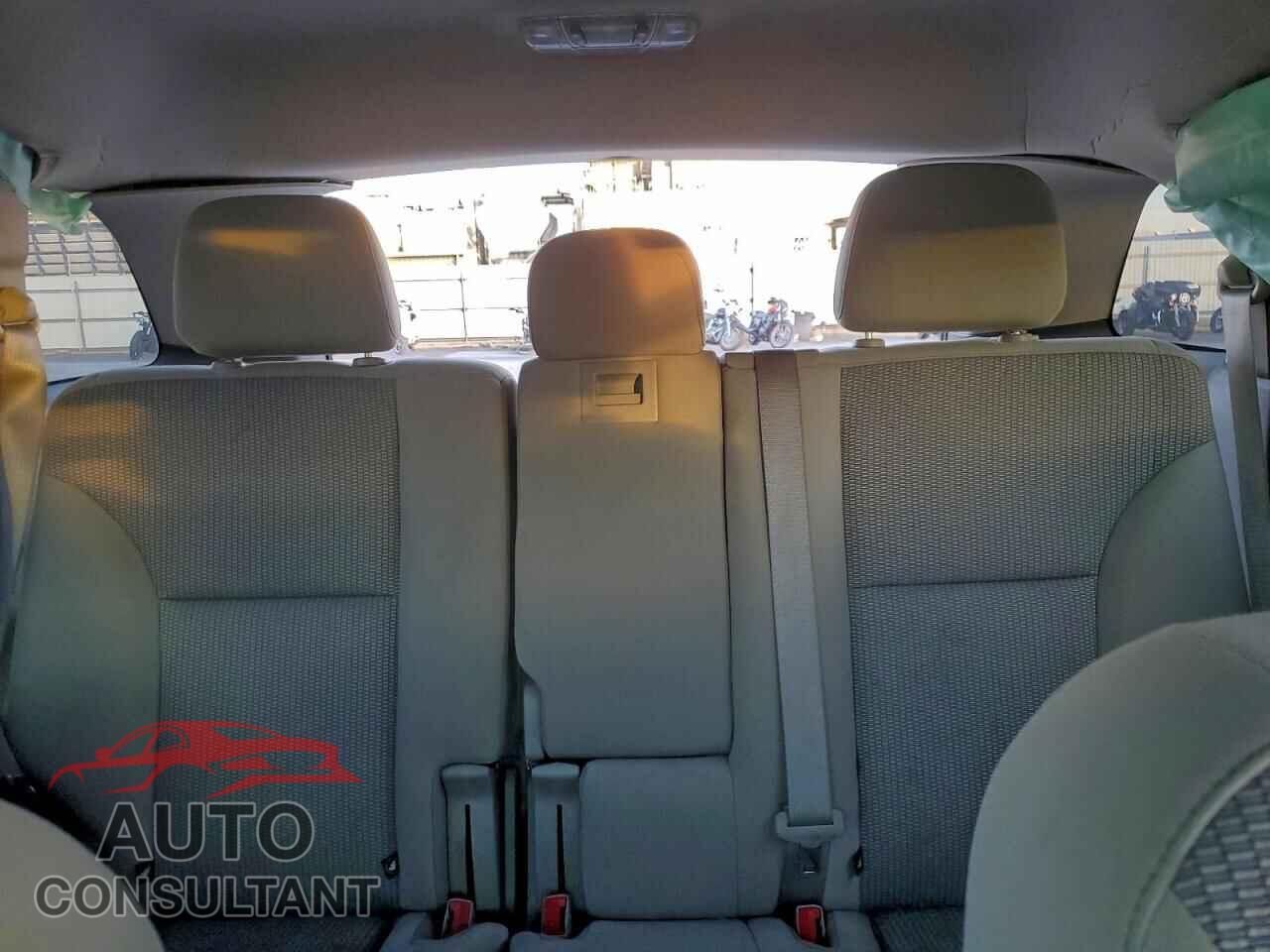 FORD EDGE 2012 - 2FMDK3JC0CBA36887