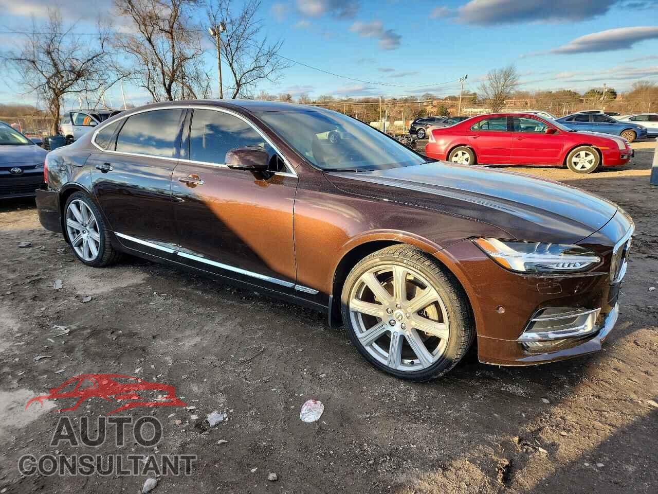 VOLVO S90 2018 - LVY992MLXJP004877